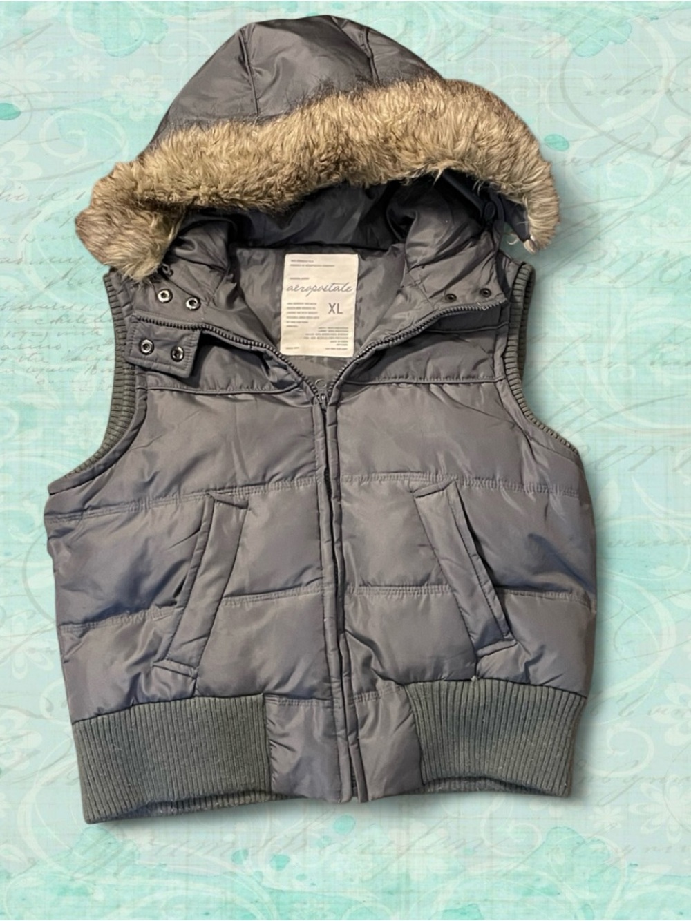 Aeropostale Girls' Gray Puffer Hooded Vest with Faux Fur Trim